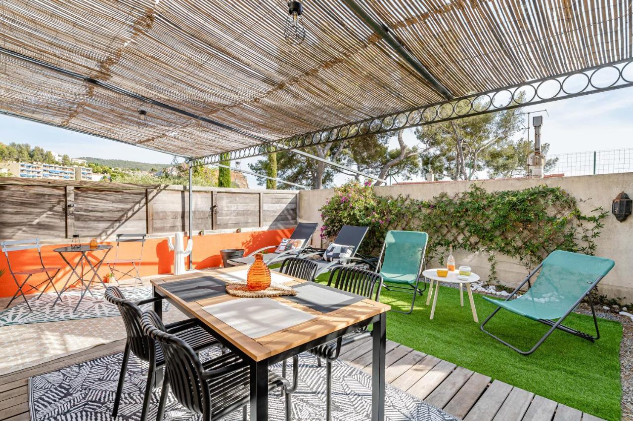 Le Capcanaille Par Dodo-A-Cassis Luaran gambar