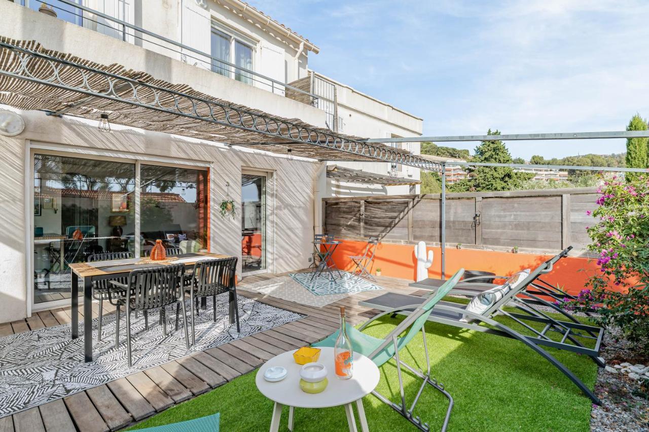Le Capcanaille Par Dodo-A-Cassis Luaran gambar